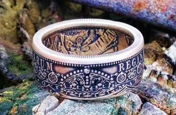 Victoria Sterling Silver British Half Crown Coin Ring image 0